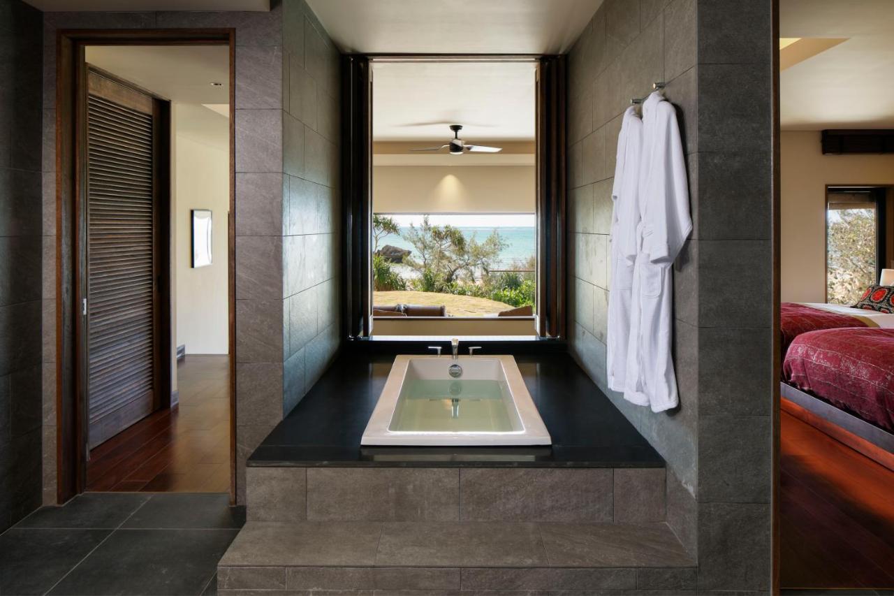 The Hiramatsu Hotels & Resorts Ginoza Okinawa Exterior foto